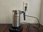 Nespresso Aeroccino 4 Melkopschuimer, Ophalen of Verzenden, Zo goed als nieuw, Elektrische melkopschuimer