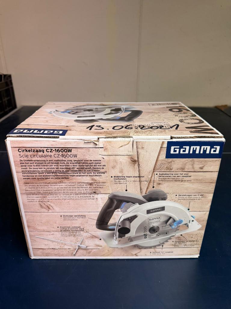 Gamma cirkelzaag CZ-1600 W, Ophalen, Cirkelzaag, Zo goed als nieuw, 30 tot 70 mm