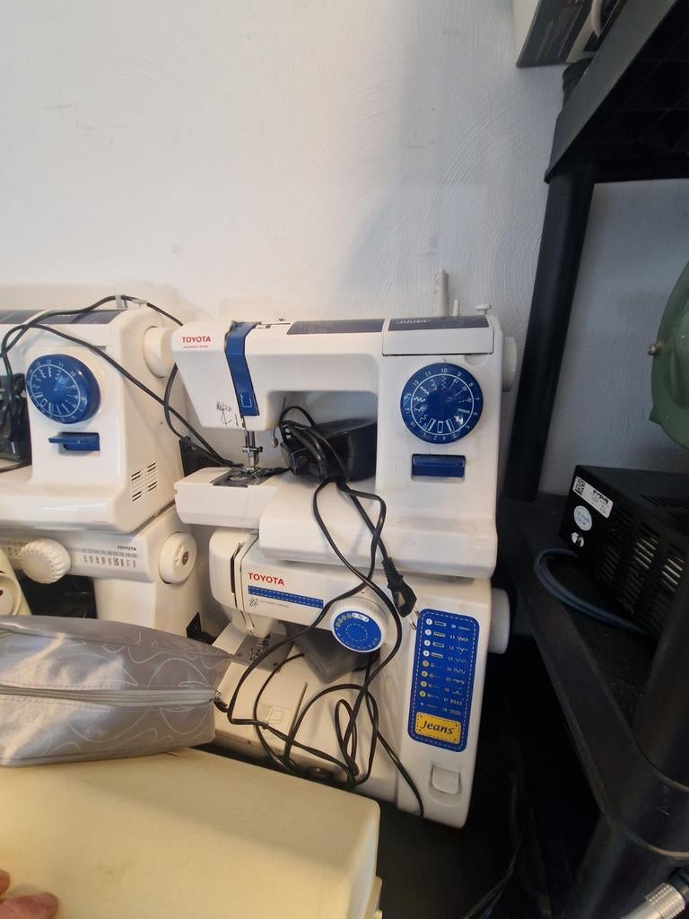 Naaimachines, Ophalen of Verzenden, Lockmachine, Overige merken