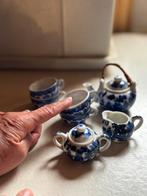 Porseleinen Miniatuur Serviesje - Blauw en Wit, Ophalen of Verzenden