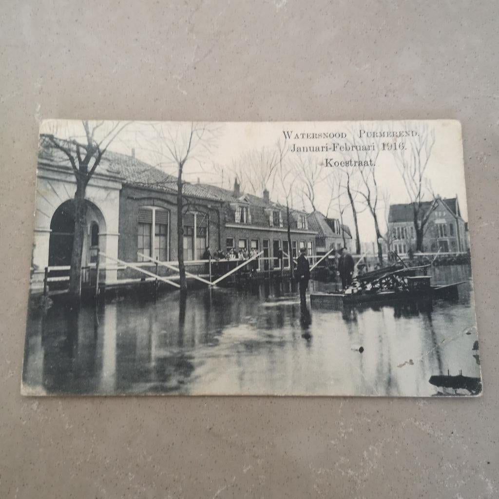Purmerend NL - Watersnood 1916 - Koestraat 1916 vlekkig, Verzamelen, Ansichtkaarten | Nederland, Verzenden, Voor 1920, Noord-Holland