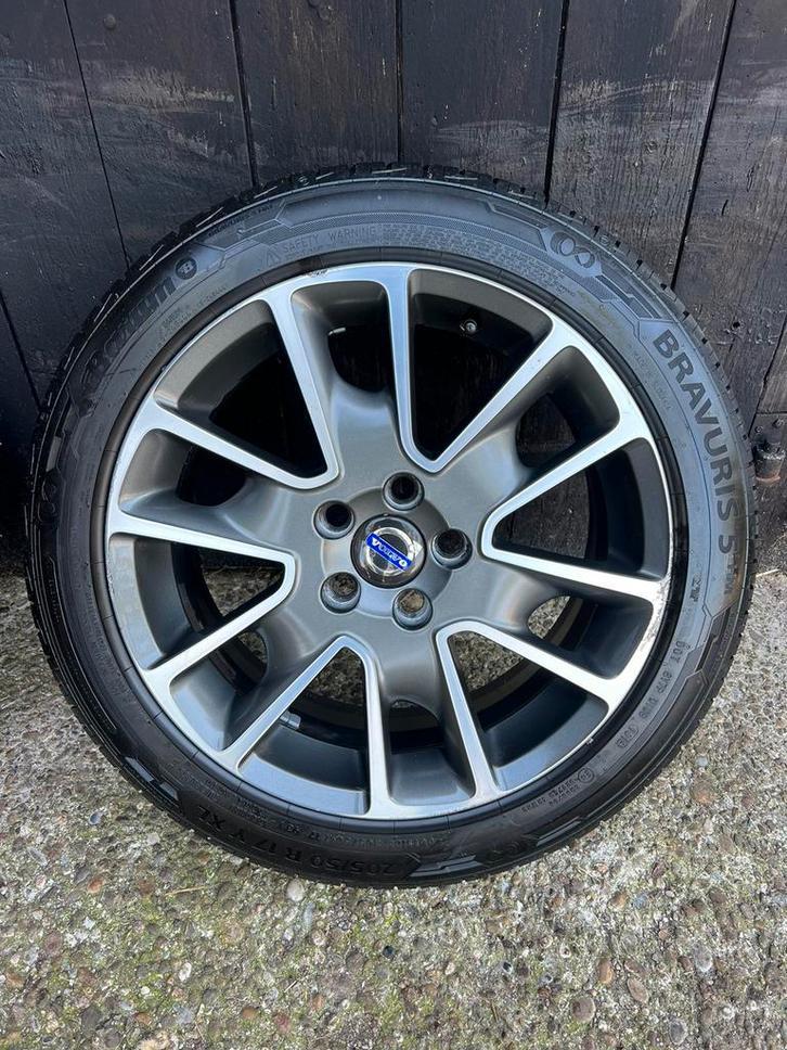 Originele Volvo c30 velgen 5x108 zomer set 8mm 17? nieuw, Auto-onderdelen, Banden en Velgen, Gebruikt, Banden en Velgen, Niet ingevuld