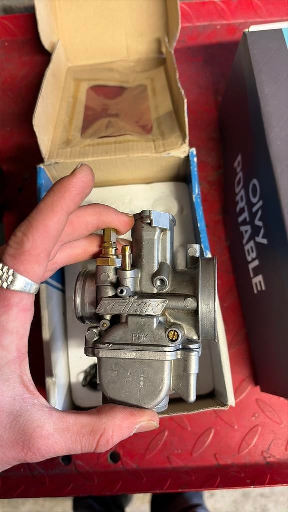 24mm keihin carberateur, Ophalen, Zo goed als nieuw, Carburateur