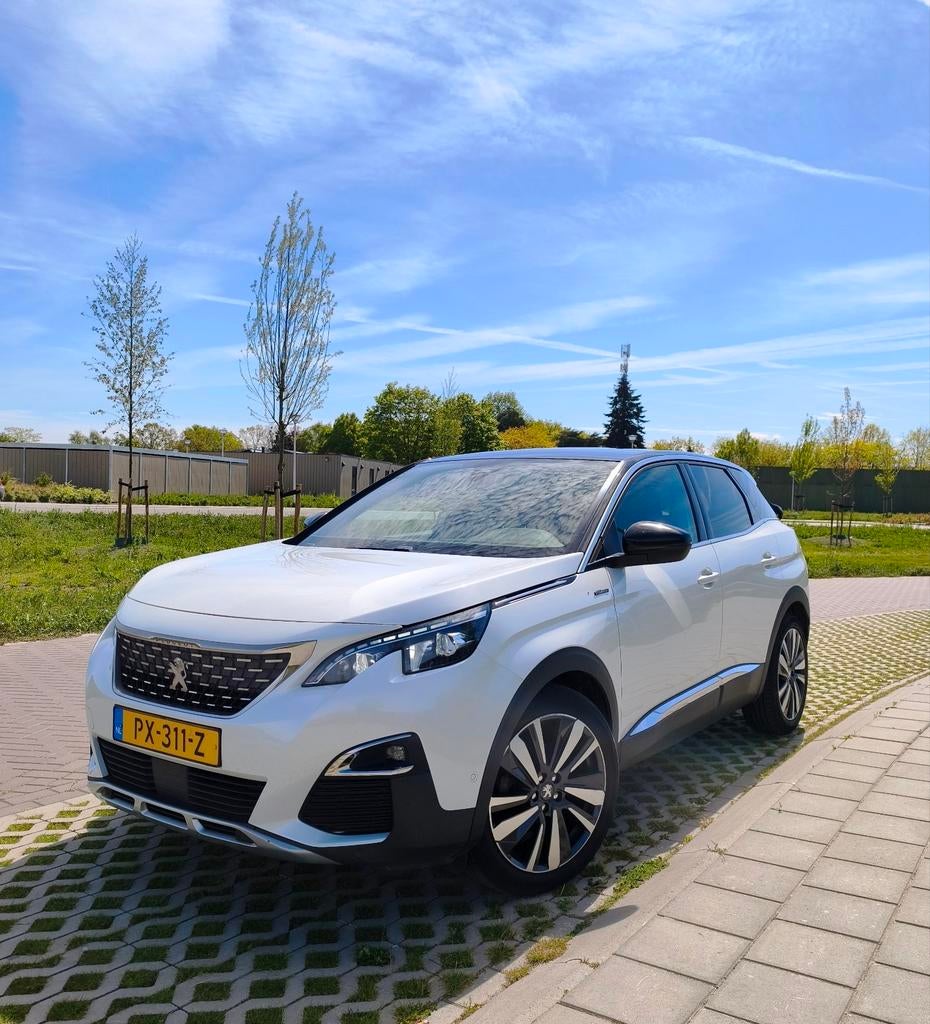 Peugeot 3008 1.2 Puretech GT Line 130pk.  Parelmoer Wit, Euro 6, 1199 cc, Leder en Stof, Origineel Nederlands