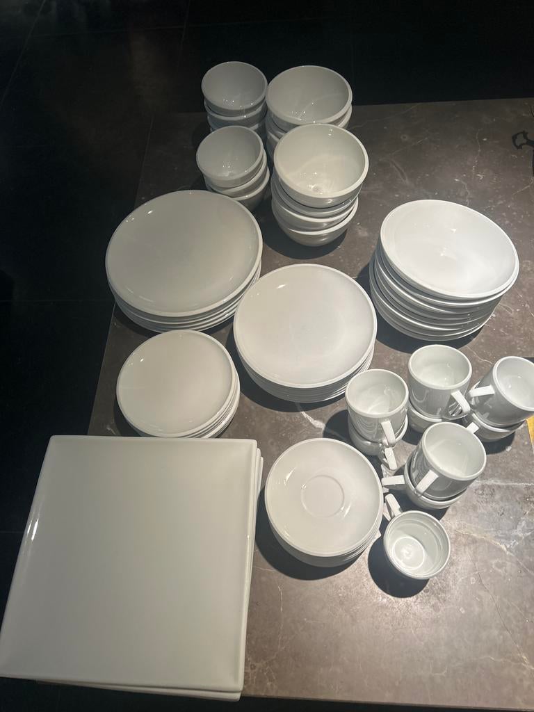 Salt&Pepper Momo Servies 70 delig, Huis en Inrichting, Ophalen, Gebruikt, Keramiek, Effen