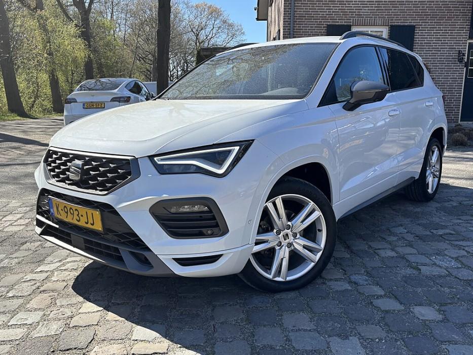 SEAT Ateca 1.5 TSI FR Business Intense|360cam|digid|1/2leer|, Voorwielaandrijving, Parkeersensor, 1300 kg, Euro 6