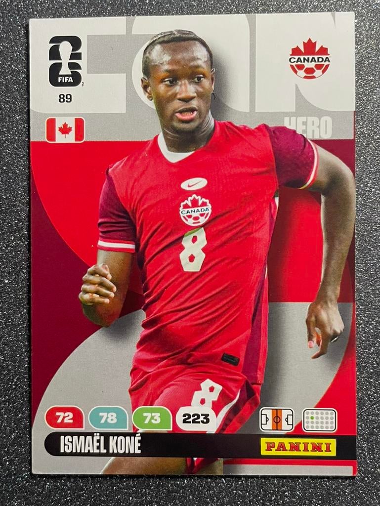 Panini Fifa WORLD CUP 2026    KONÉ    CANADA, Hobby en Vrije tijd, Verzenden, Zo goed als nieuw, Plaatje