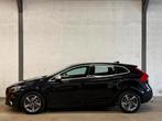 Volvo V40 1.6 T3 R-Design 150PK|Navi|Cruise|Leder|Volledig O, Voorwielaandrijving, Gebruikt, Zwart, 4 cilinders
