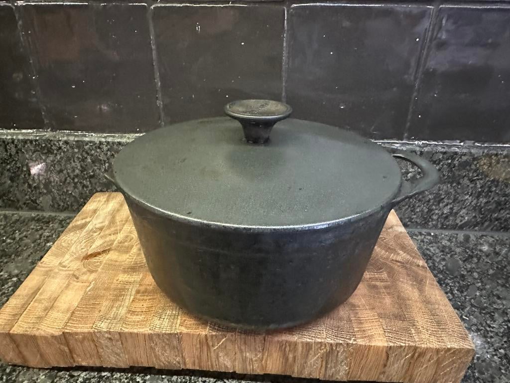Le Creuset Cousances Gietijzeren Braadpan 18cm, Gebruikt, Gietijzer, Ophalen of Verzenden, Keramische plaat