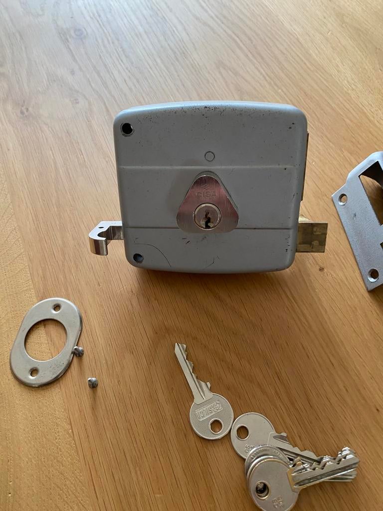 Voordeurslot  Oplegslot Cisa, Ophalen, Zo goed als nieuw, Slot