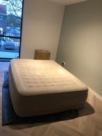 Intex Ultra Plush Queen Luchtbed 2-persoons, Caravans en Kamperen, Luchtbedden, Ophalen of Verzenden, Ingebouwde pomp, Zo goed als nieuw