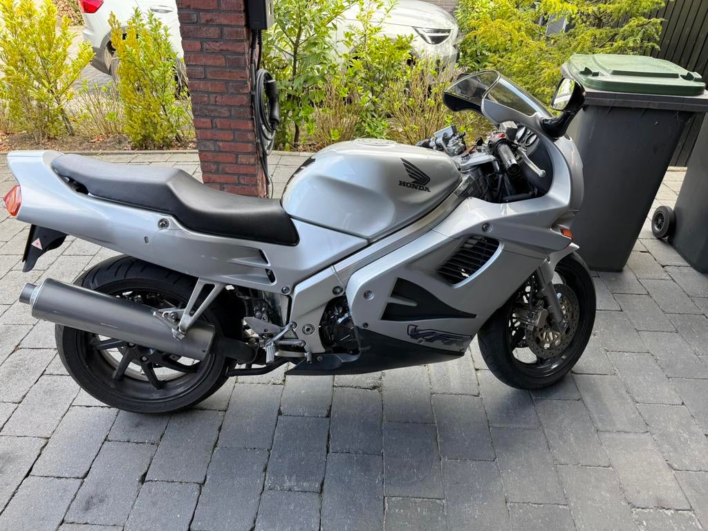 Honda VFR750 RC36 BJ 1996 39409km, Motoren, 750 cc, 2 cilinders, Motorrijbewijs A, Meer dan 35 kW