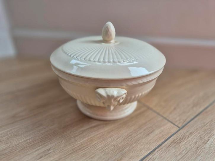 Wedgwood Edme Plain Dekschaal - Perfecte Staat, Antiek en Kunst, Antiek | Servies los, Ophalen of Verzenden