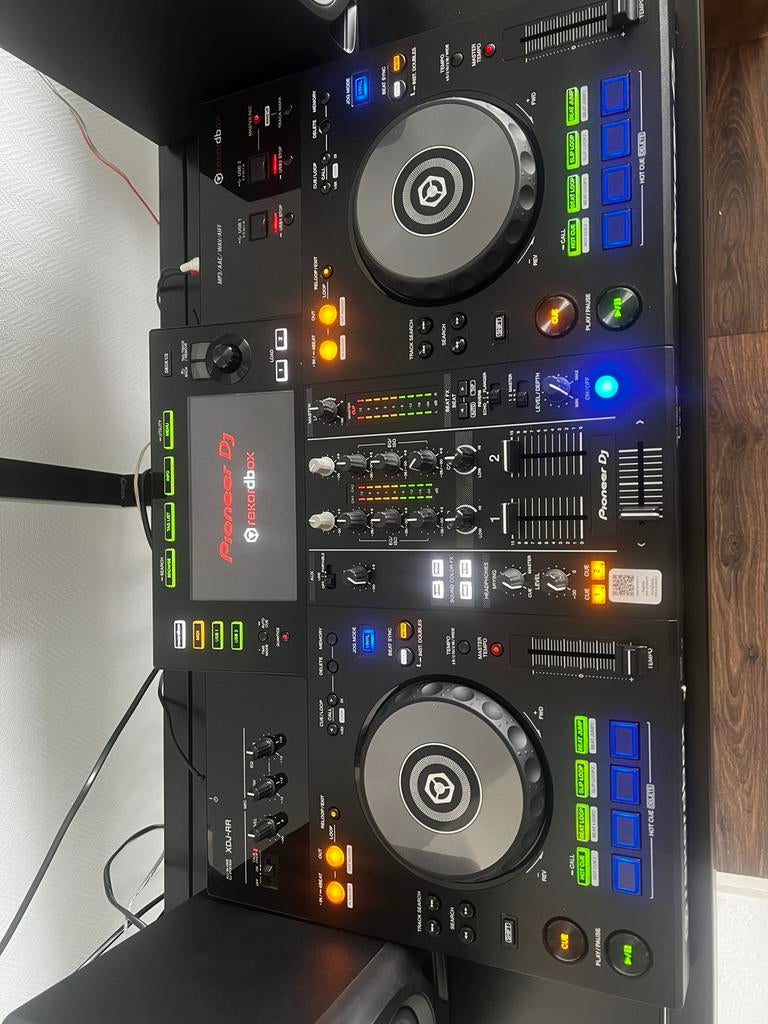 Pioneer XDJ-RR met pioneer boxen en dj booth, Ophalen of Verzenden, Zo goed als nieuw, Dj-set, Pioneer