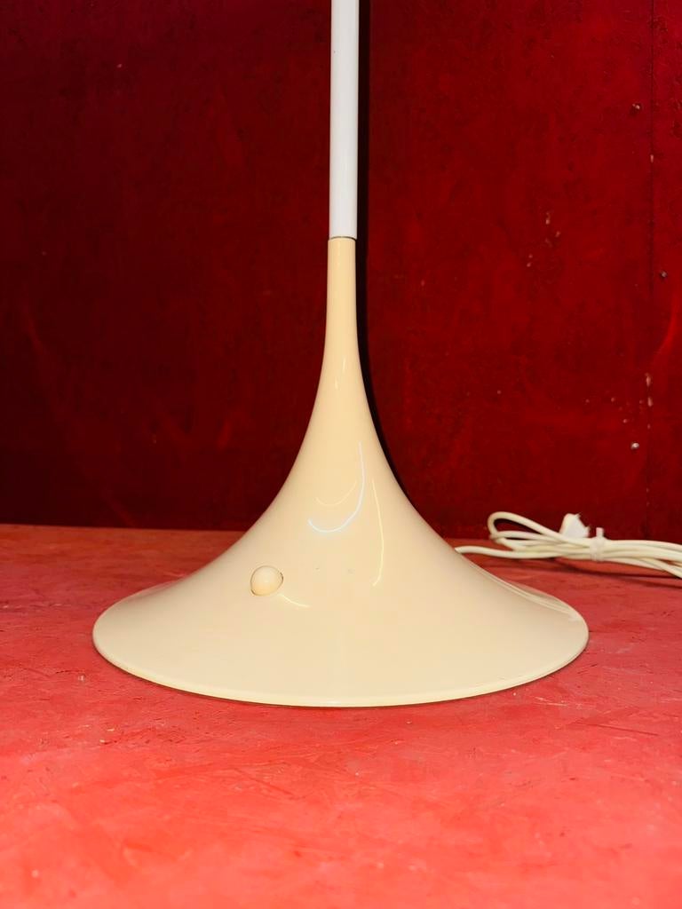 Louis Poulsen Panthella vloerlamp, Huis en Inrichting, Lampen | Vloerlampen, Ophalen, A, A, A