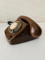 PTT draaischijf telefoon T65 Mocca , jaren 70, Ophalen of Verzenden, Gebruikt, Met draaischijf