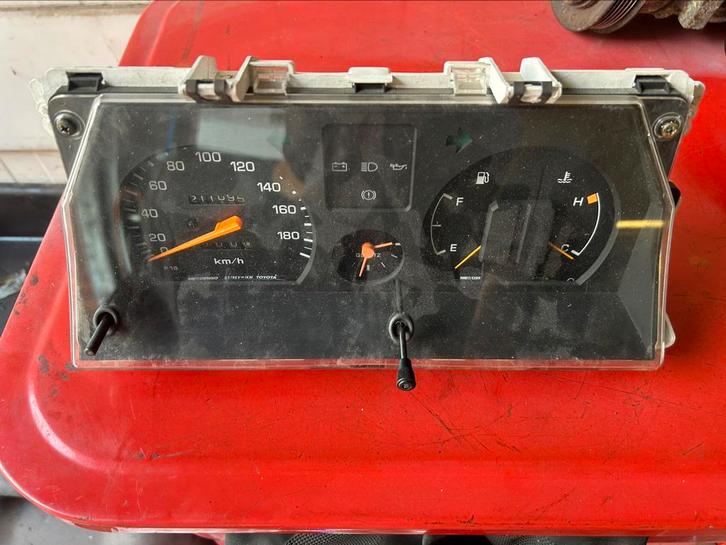 Toyota Starlet P7 Cockpit/Cluster, Auto-onderdelen, Dashboard en Schakelaars, Toyota, Gebruikt, Ophalen of Verzenden