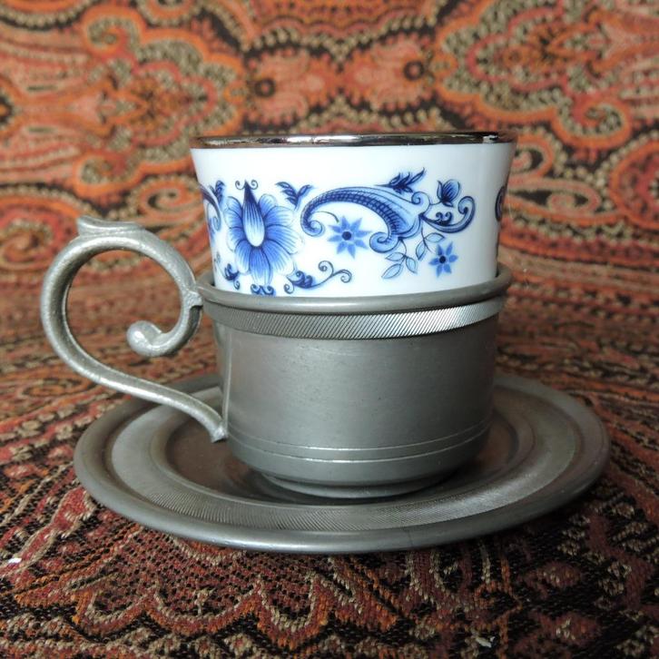 Schattig kopje in tinne houder periode Bareuther 1970-1993, Huis en Inrichting, Keuken | Servies, Zo goed als nieuw, Kop(pen) en/of Schotel(s)