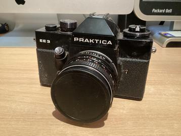 Oude Praktica fotocamera. beschikbaar voor biedingen