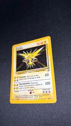 Zapdos 20/130 base set 2 holo, Ophalen of Verzenden, Zo goed als nieuw, Losse kaart