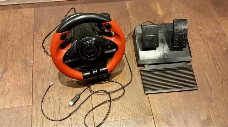 Racestuurwiel met gaspedaal, Spelcomputers en Games, Spelcomputers | Overige Accessoires, Zo goed als nieuw, Ophalen