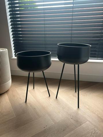 Twee bloempotten - flowerpots House Nordic Nieuw! beschikbaar voor biedingen