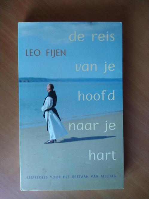Fijen, Leo. De reis van je hoofd naar je hart, Boeken, Esoterie en Spiritualiteit, Zo goed als nieuw, Achtergrond en Informatie