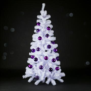 Kerstboom, verlichting en decoraties beschikbaar voor biedingen