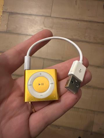 Apple iPod Shuffle - Goud beschikbaar voor biedingen