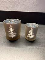 Zilverkleurige kaarsenhouders met kerstboom erop, Diversen, Ophalen of Verzenden, Zo goed als nieuw