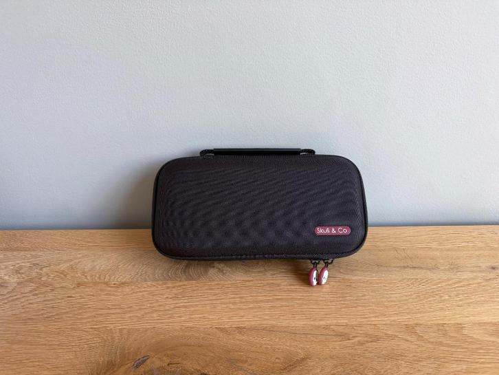 Skull & Co Maxcarry Case Nintendo Switch Lite, Spelcomputers en Games, Spelcomputers | Nintendo Portables | Accessoires, Nieuw