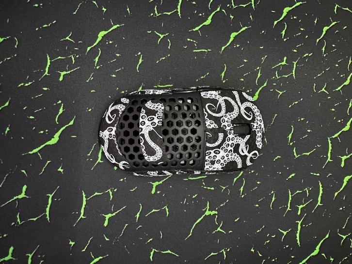 Kraken Aero gaming muis, Computers en Software, Muizen, Zo goed als nieuw, Muis, Draadloos, Gaming muis, Verzenden