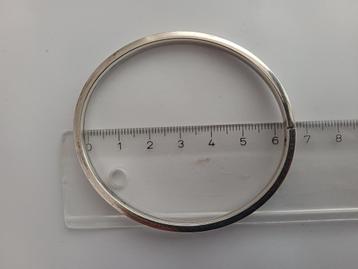 zilveren slavenarmband beschikbaar voor biedingen