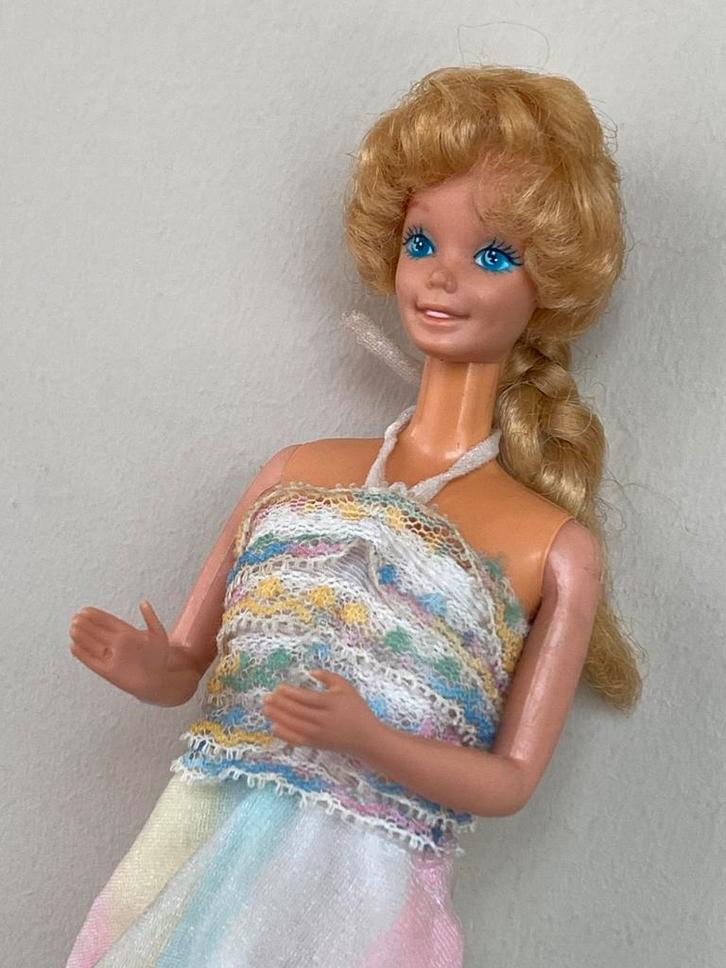 Vintage Barbie Happy Birthday 1981 superstar Mattel, Verzamelen, Poppen, Gebruikt, Pop, Ophalen of Verzenden