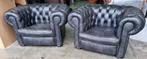 2x Muylaert Chesterfield club fauteuil antraciet + BEZORGING, Huis en Inrichting, Fauteuils, Muylaert, Gebruikt, ., Chesterfield