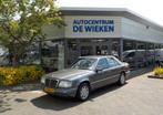 Mercedes-benz E-KLASSE SEDAN AUTOMAAT ZEER MOOIE STAAT YOUNG, Automaat, 1998 cc, 136 pk, 1340 kg