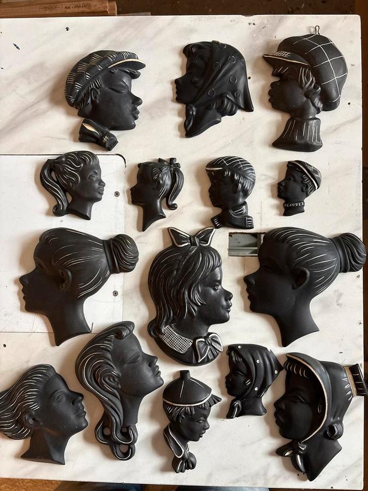 Vintage Zwarte Wanddecoratie Hoofden, Antiek en Kunst, Kunst | Beelden en Houtsnijwerken, Ophalen of Verzenden