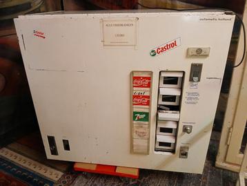 Frisdrankblikken automaat, cocacola 7up drankautomaat beschikbaar voor biedingen