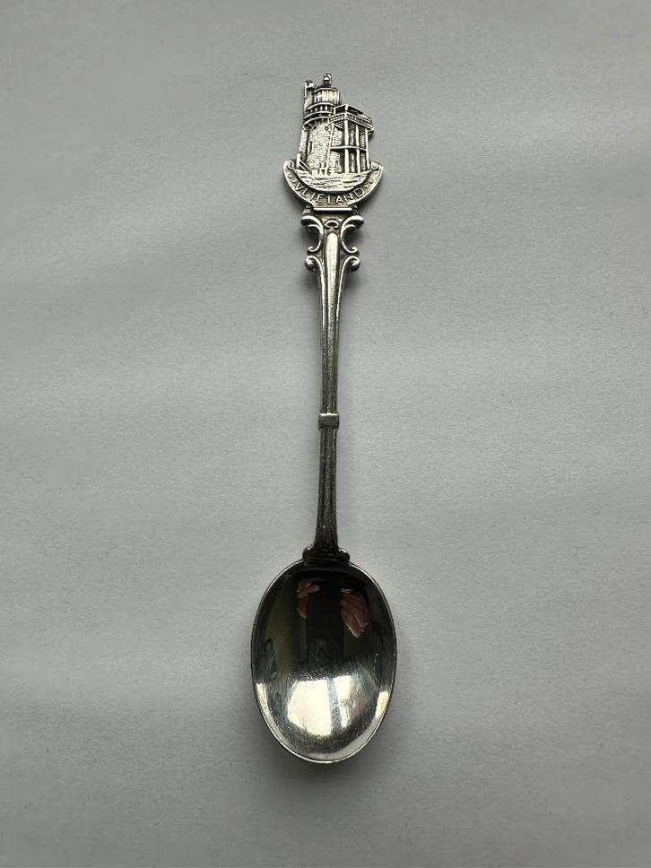 Verzilverd VLIELAND lepeltje. Lepel theelepeltje 90., Antiek en Kunst, Antiek | Bestek, Ophalen of Verzenden