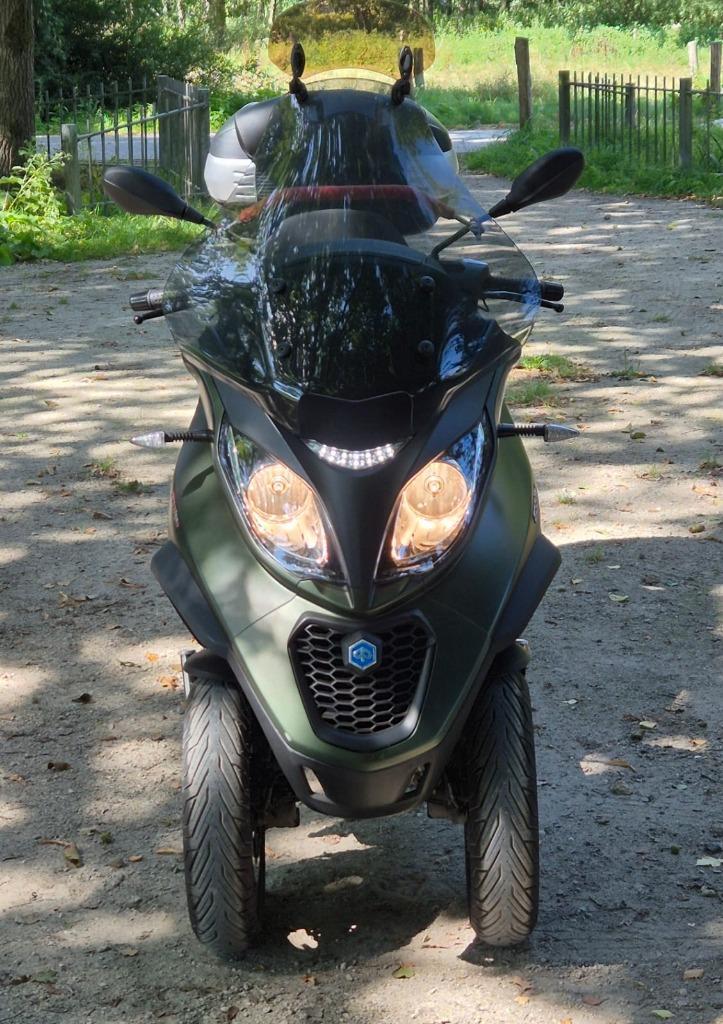 piaggio mp3 500 hpe, Motoren, Motoren | Piaggio, Particulier, Scooter, 12 t/m 35 kW, 1 cilinder, ABS, Handvatverwarming, Sportuitlaat