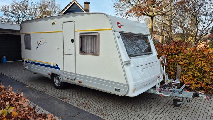 Burstner Ventana 455 TS Avantgarde - 2002 met dakairco., Caravans en Kamperen, Caravans, Particulier, tot en met 4, 1000 - 1250 kg