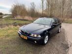BMW 5-Serie 2.2 I 520 Touring AUT 2004 Blauw, Auto's, Achterwielaandrijving, Beige, Blauw, Stationwagon