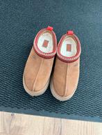 Uggs taz platform 37, Ophalen of Verzenden, Zo goed als nieuw, Zwart