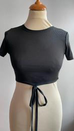 Amisu zwarte cropped top maat xxs, Kleding | Dames, Tops, Maat 34 (XS) of kleiner, Ophalen of Verzenden, Zo goed als nieuw, Amisu