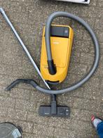 Miele Stofzuiger - Geel, Witgoed en Apparatuur, Gebruikt, Stofzuiger, Minder dan 1200 watt, Ophalen