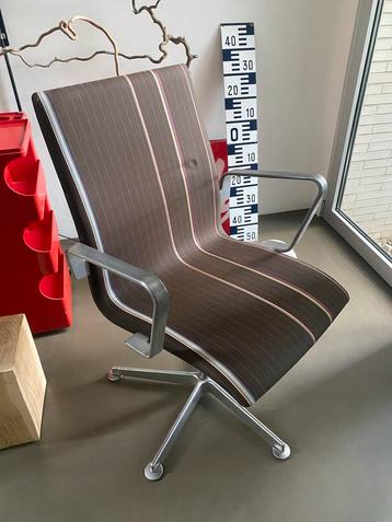 Arne Jacobsen Oxford Chair - Paul Smith Bekleding beschikbaar voor biedingen