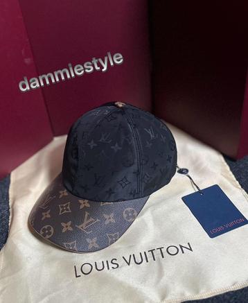 Louis Vuitton pet | ALLE MATEN |️️️❗️NIEUW️️️️❗️ beschikbaar voor biedingen