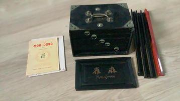 Mahjong Mah Jong Set, meer dan 100 jaar oud. Familiestuk. beschikbaar voor biedingen