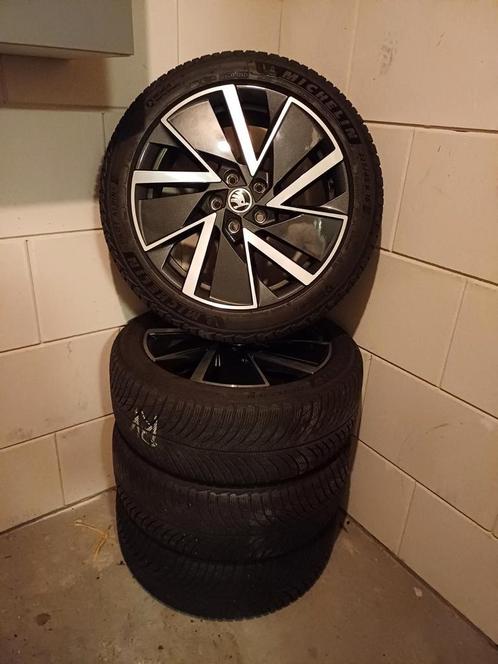 Vega Aero 18" Skoda Octavia velgen met Michelin winterbanden, Auto-onderdelen, Banden en Velgen, Winterbanden, 18 inch, 225 mm