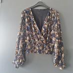 Bloemetjes blouse met overslag (M), Maat 38/40 (M), Ophalen of Verzenden, Zo goed als nieuw, Lange mouw
